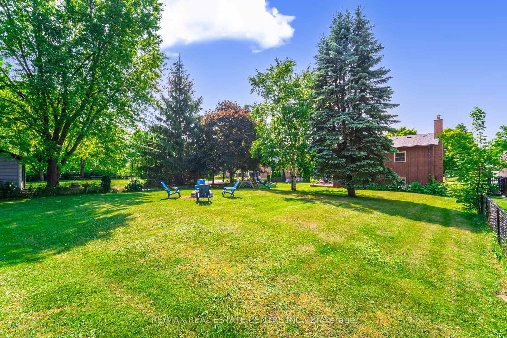 Photo 9 of 49 Mcclellan Road, Caledon, Alton — HOMEH