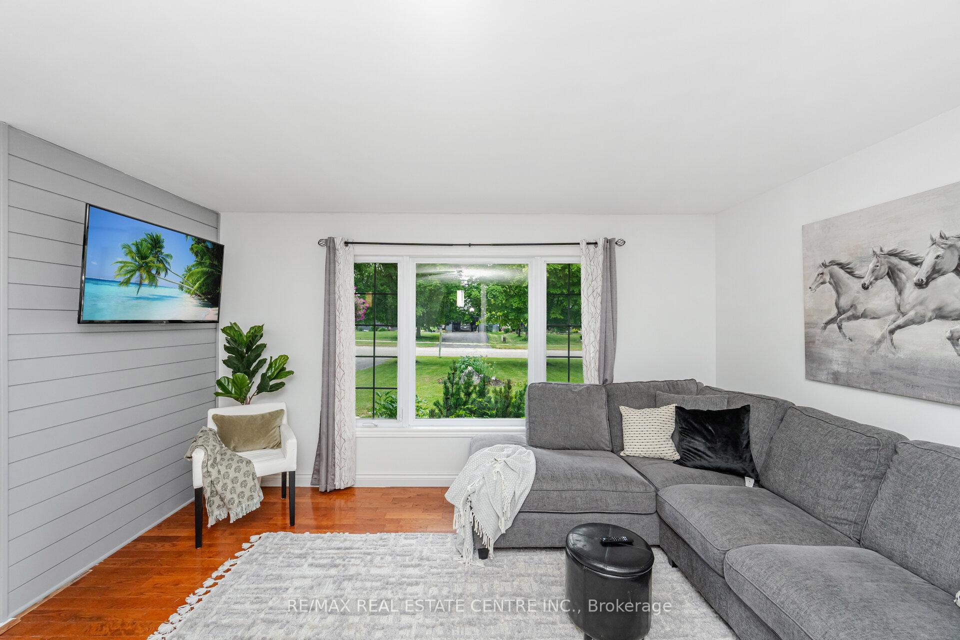 Photo 8 of 49 Mcclellan Road, Caledon, Alton — HOMEH
