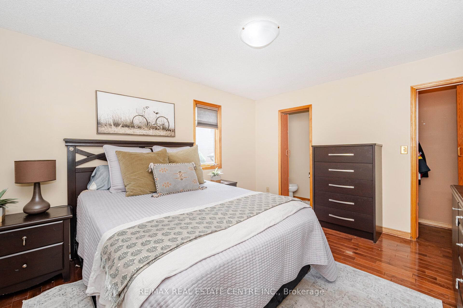 Photo 16 of 49 Mcclellan Road, Caledon, Alton — HOMEH