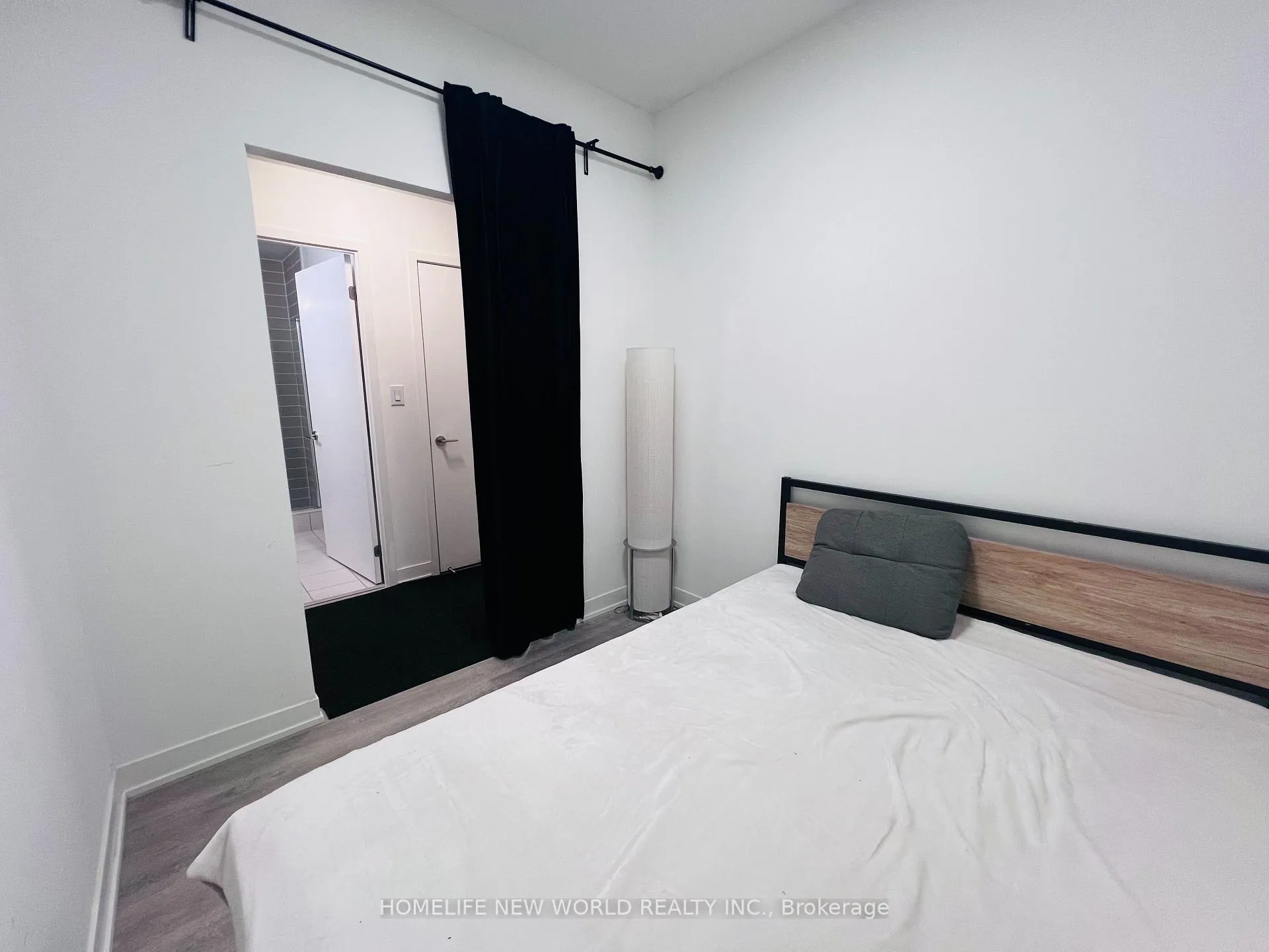Photo 5 of Unit 1123, 8119 Birchmount Road, Markham, Unionville — HOMEH