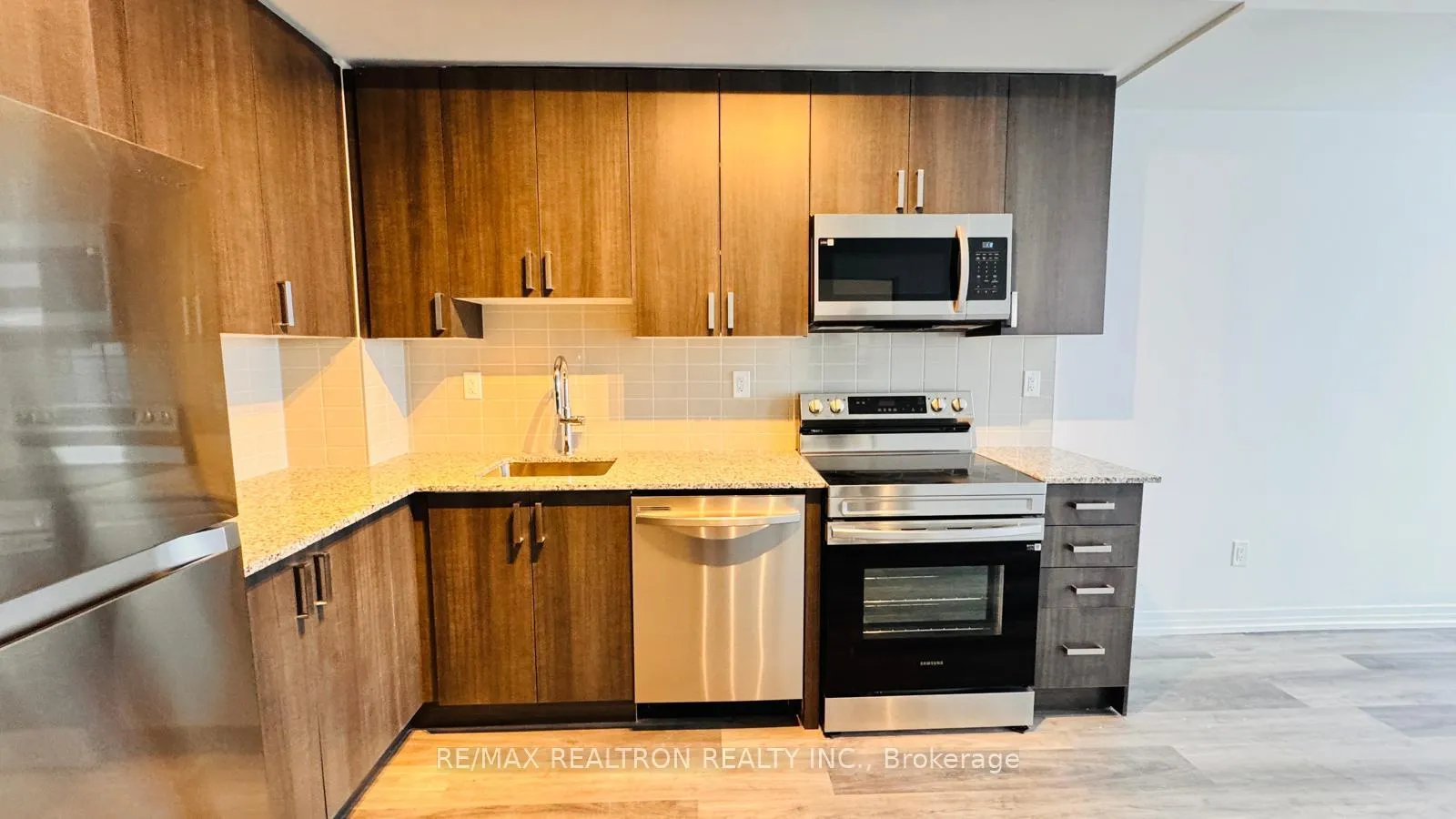 Photo 8 of Unit 2709, 1435 Celebration Drive, Pickering, Bay Ridges — HOMEH