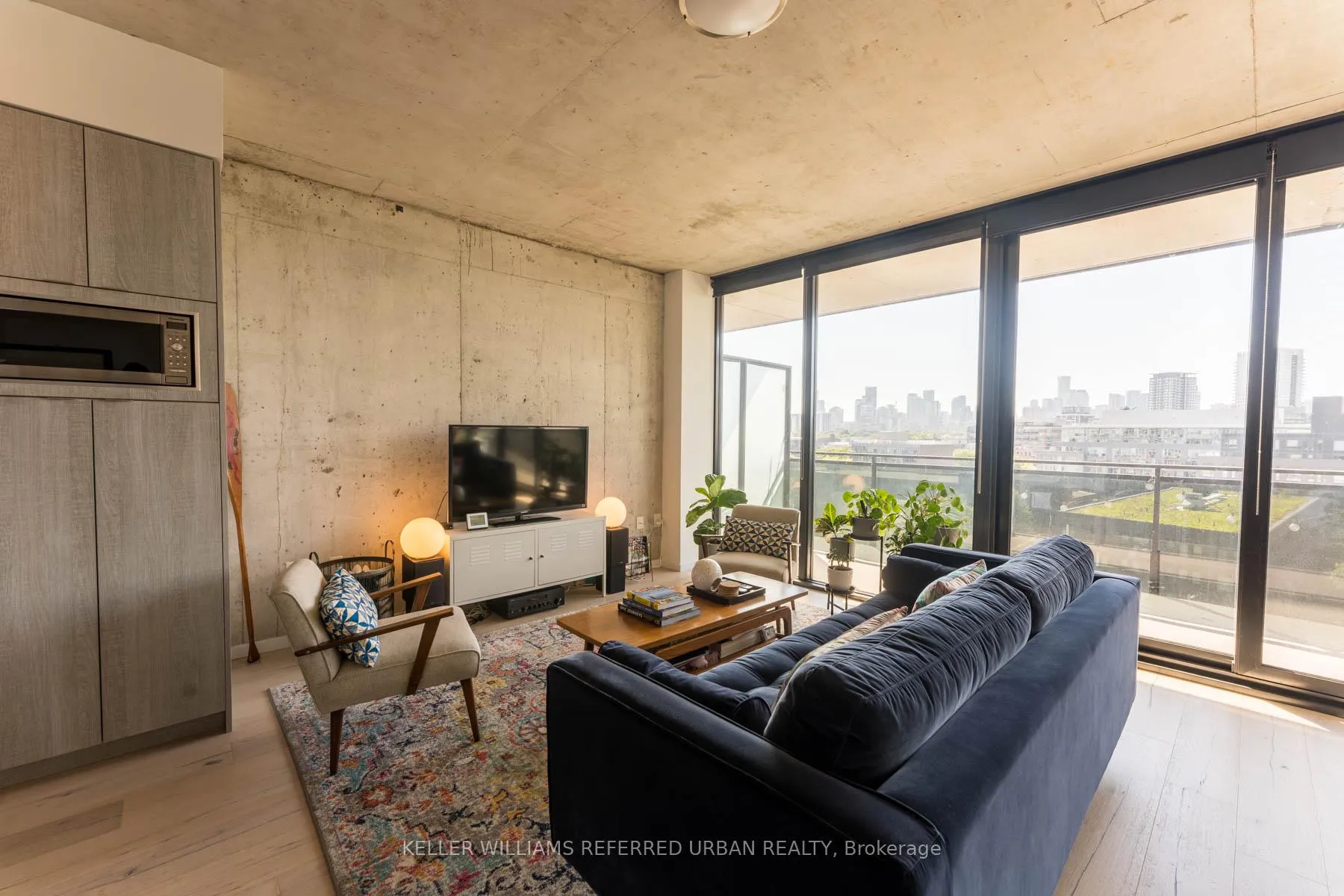Photo 1 of Unit 807, 21 Lawren Harris Square, Toronto, Waterfront Communities — HOMEH