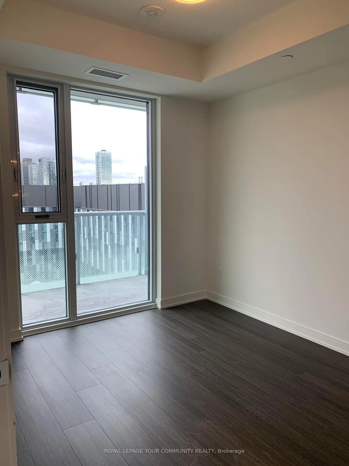 Photo 8 of Unit 1115, 425 Front Street E, Toronto, Waterfront Communities — HOMEH
