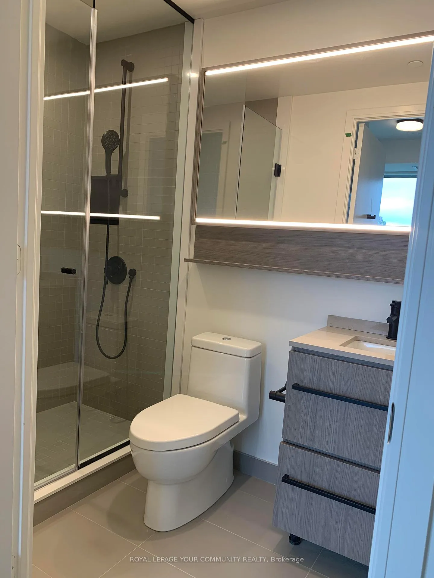 Photo 9 of Unit 1115, 425 Front Street E, Toronto, Waterfront Communities — HOMEH