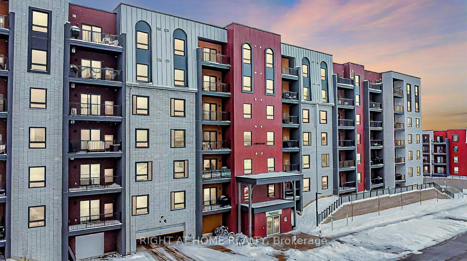 Photo 2 of Unit 407, 4 Spice Way, Barrie, Innis-Shore — HOMEH