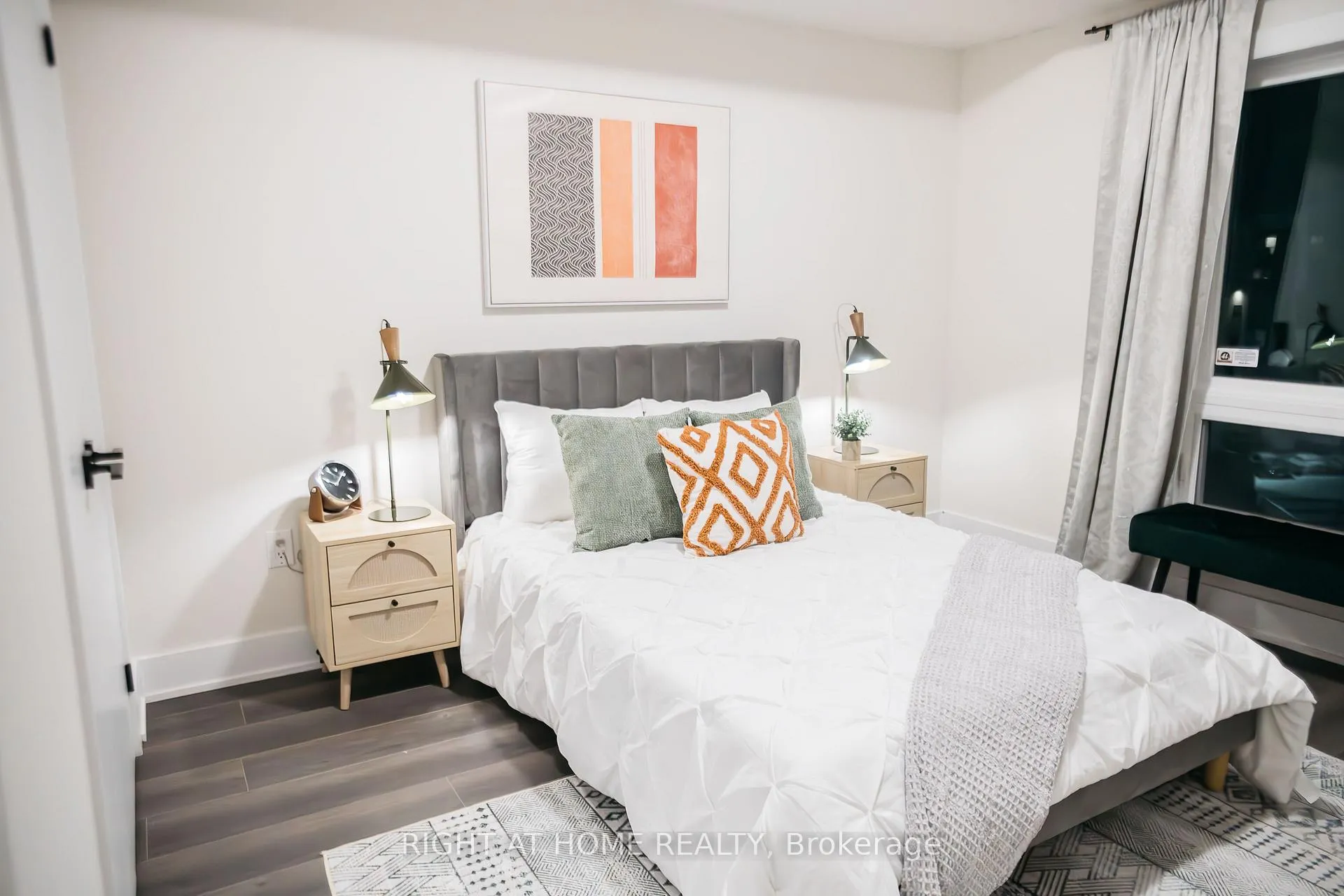 Photo 9 of Unit 407, 4 Spice Way, Barrie, Innis-Shore — HOMEH