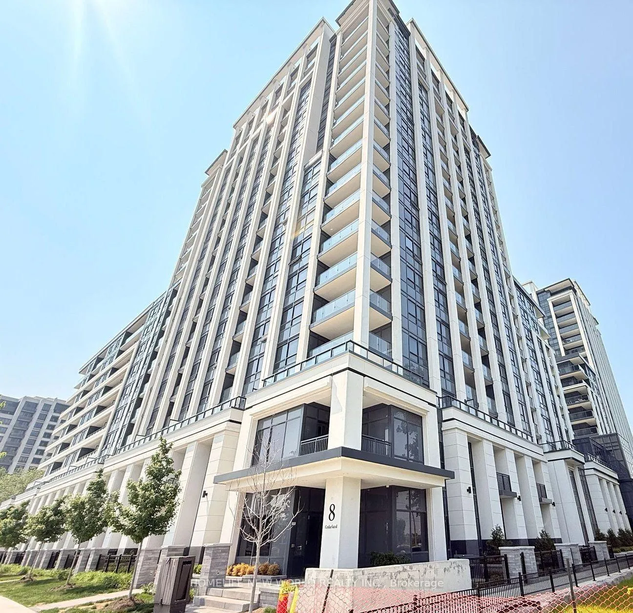 Photo 1 of Unit 1015, 8 Cedarland Drive, Markham, Unionville — HOMEH