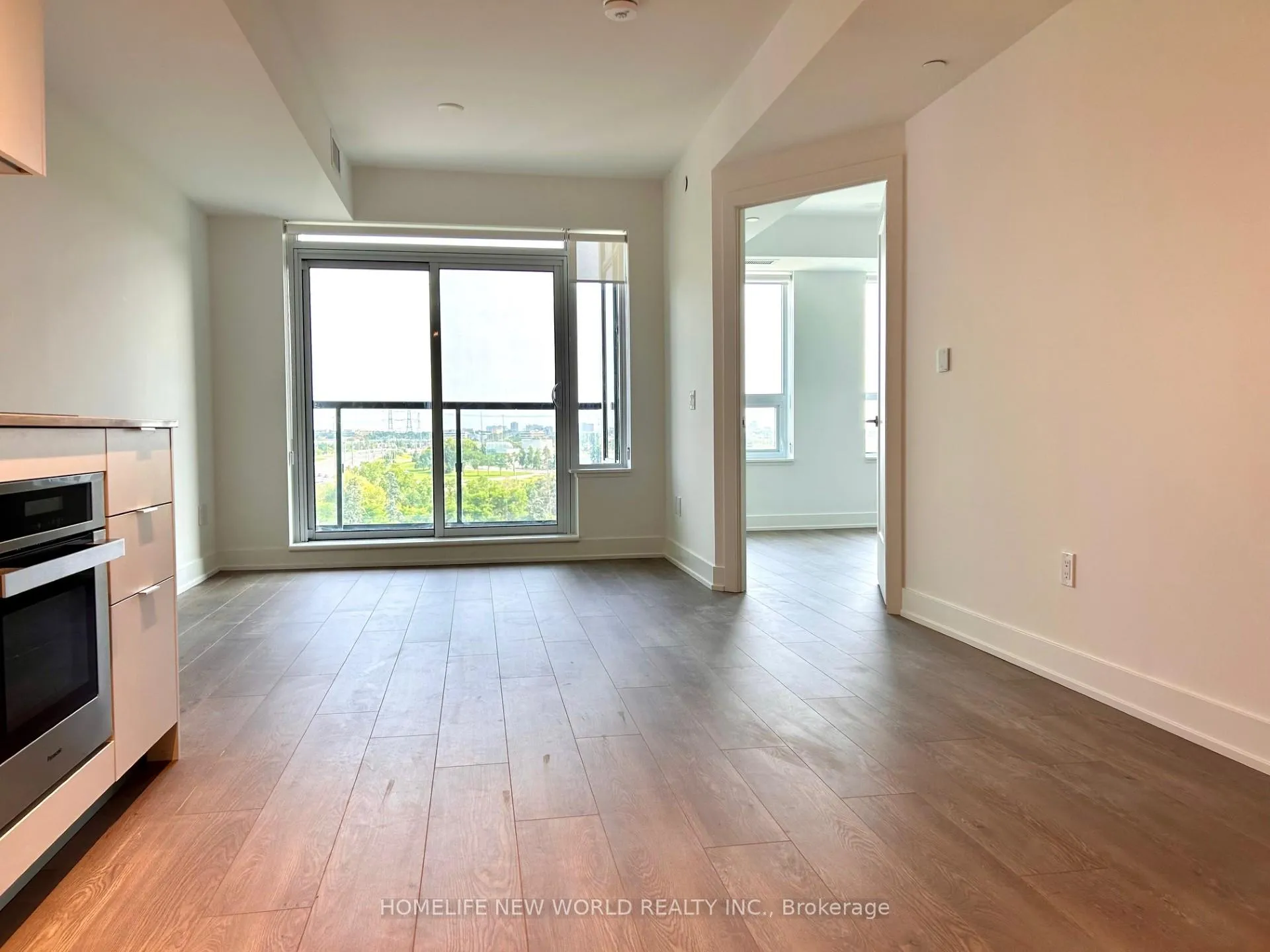 Photo 7 of Unit 1015, 8 Cedarland Drive, Markham, Unionville — HOMEH