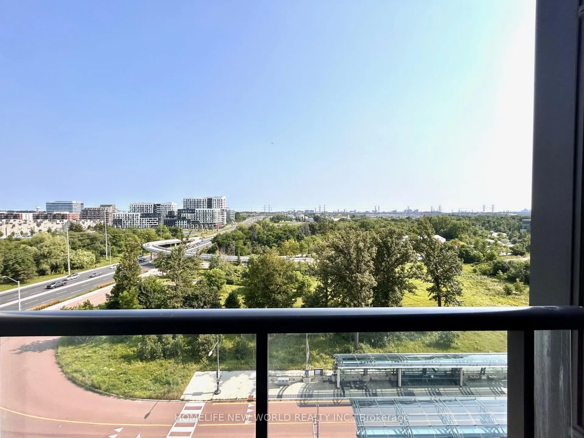 Photo 10 of Unit 1015, 8 Cedarland Drive, Markham, Unionville — HOMEH