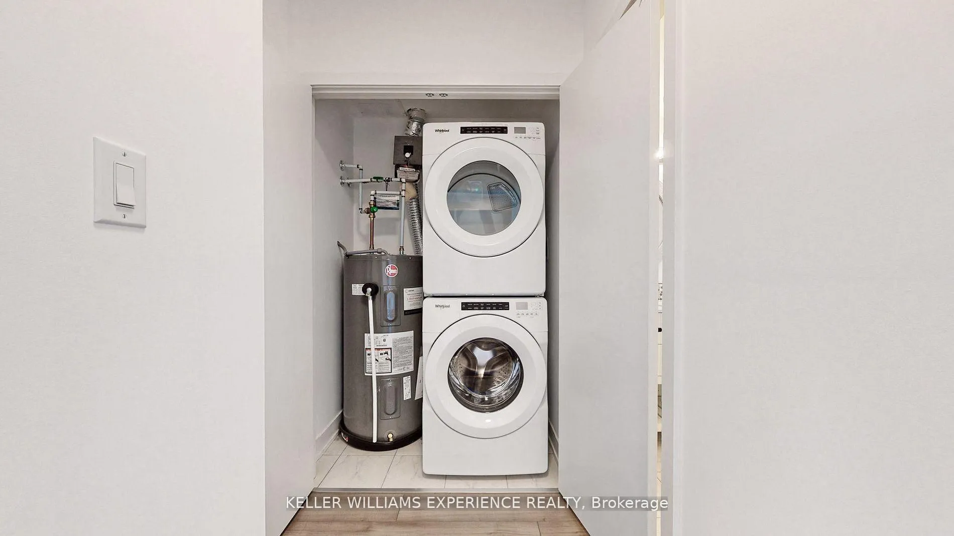 Photo 20 of Unit 503, 10 Culinary Lane, Barrie, Innis-Shore — HOMEH
