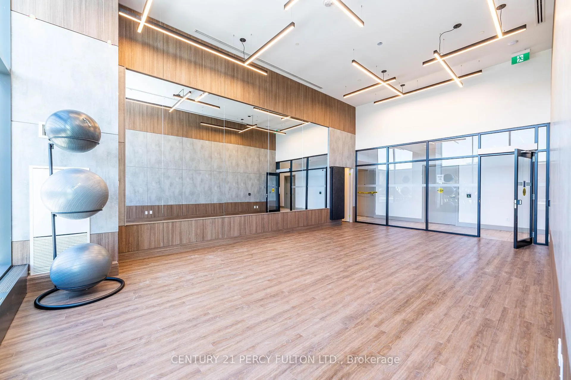 Photo 4 of Unit 2005, 1435 Celebration Drive, Pickering, Bay Ridges — HOMEH