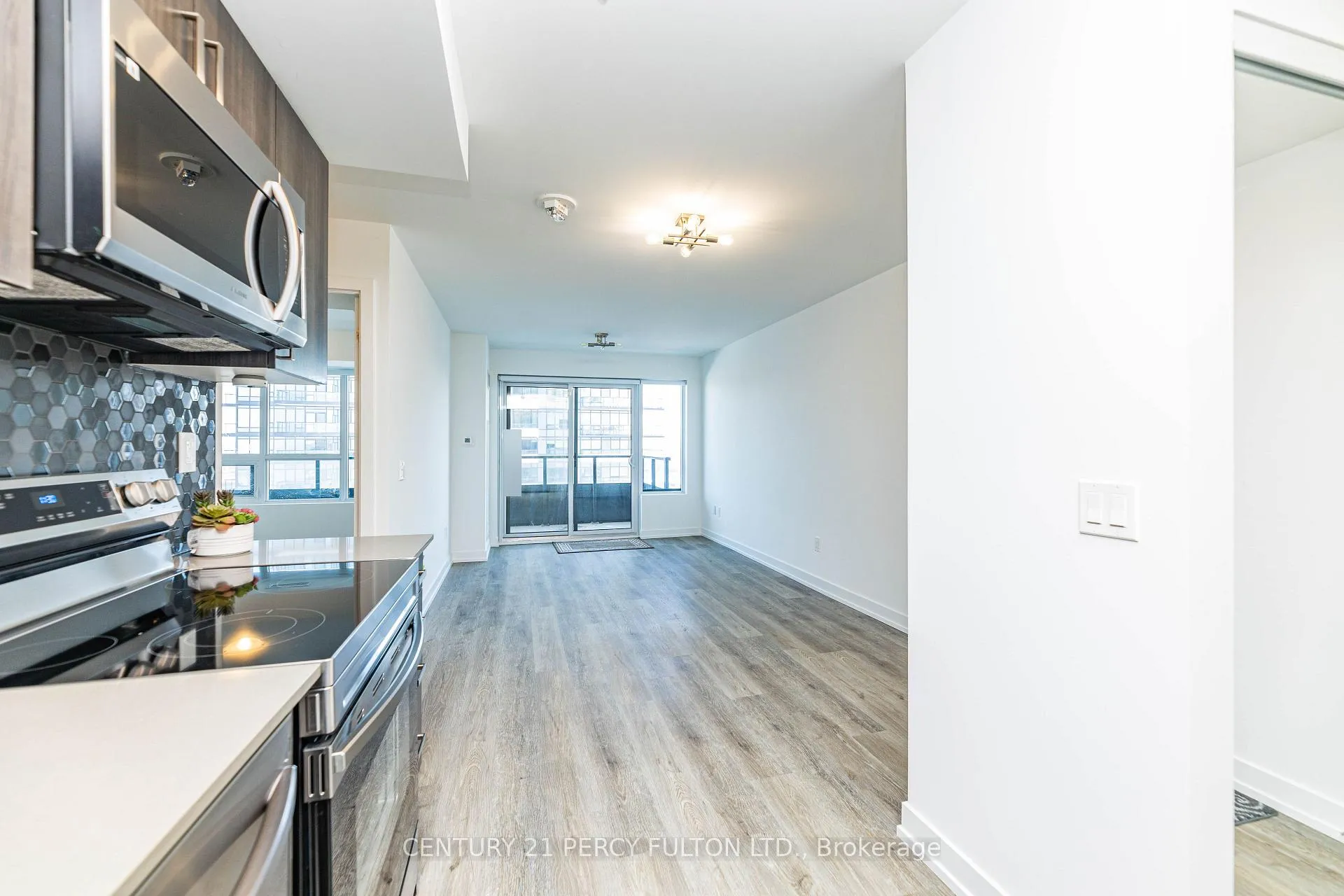 Photo 8 of Unit 2005, 1435 Celebration Drive, Pickering, Bay Ridges — HOMEH