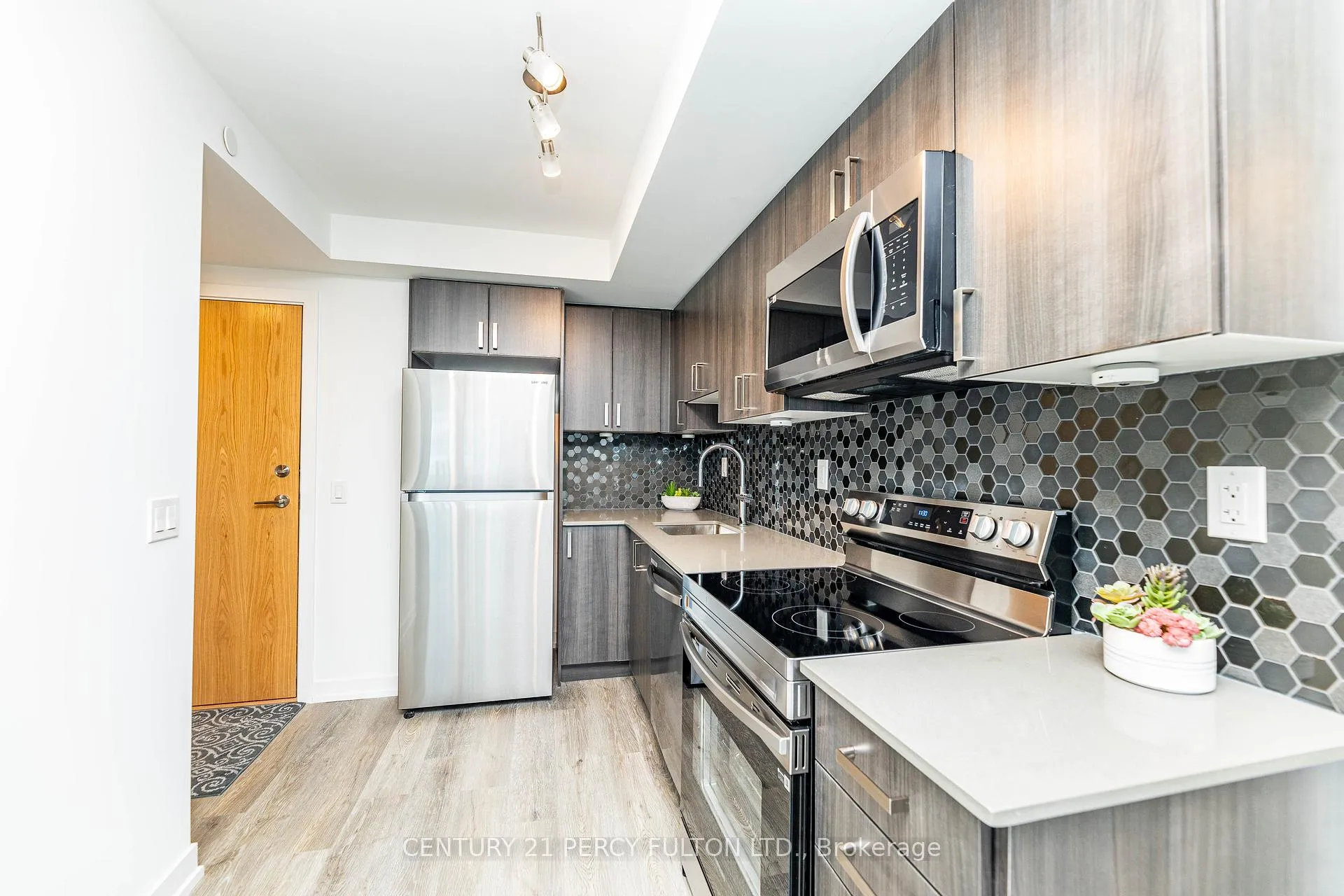 Photo 9 of Unit 2005, 1435 Celebration Drive, Pickering, Bay Ridges — HOMEH