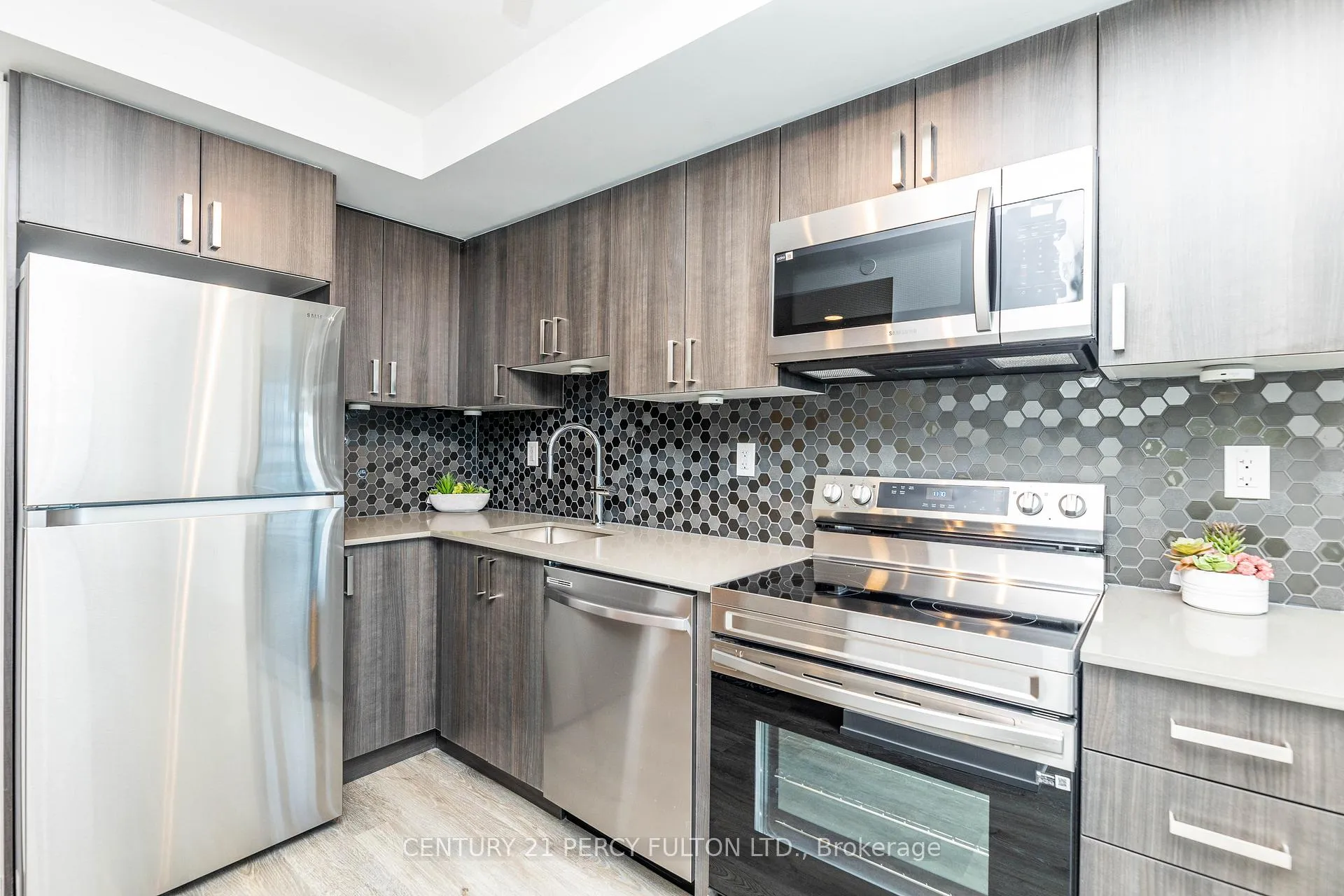 Photo 10 of Unit 2005, 1435 Celebration Drive, Pickering, Bay Ridges — HOMEH
