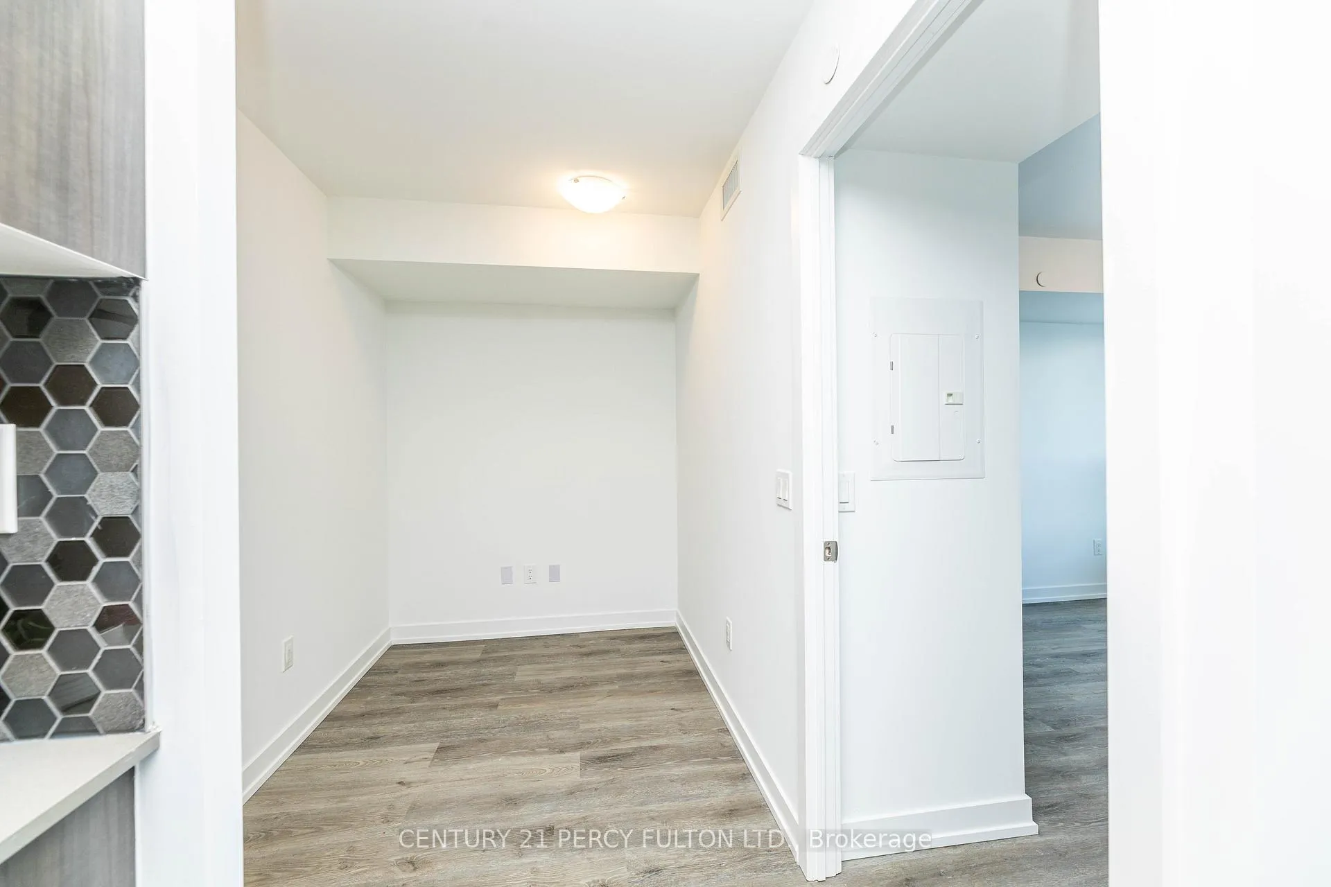 Photo 16 of Unit 2005, 1435 Celebration Drive, Pickering, Bay Ridges — HOMEH