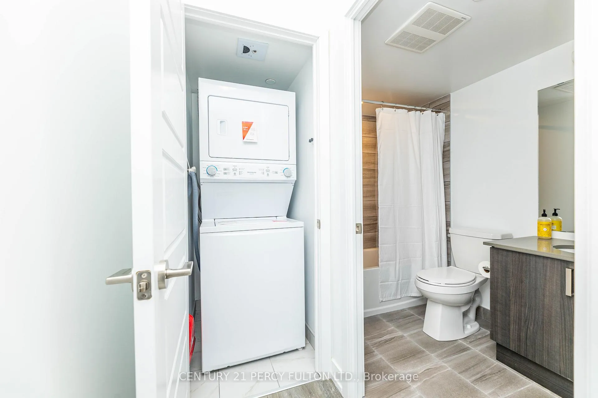 Photo 24 of Unit 2005, 1435 Celebration Drive, Pickering, Bay Ridges — HOMEH