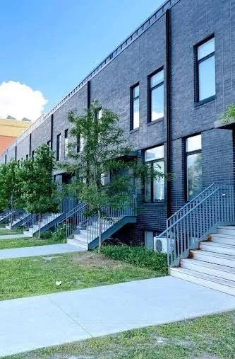 Photo 1 of Unit 10-2, 1720 Simcoe Street, Oshawa, Samac — HOMEH