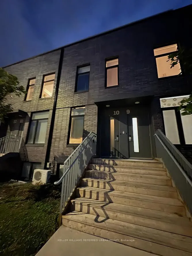 Photo 2 of Unit 10-2, 1720 Simcoe Street, Oshawa, Samac — HOMEH