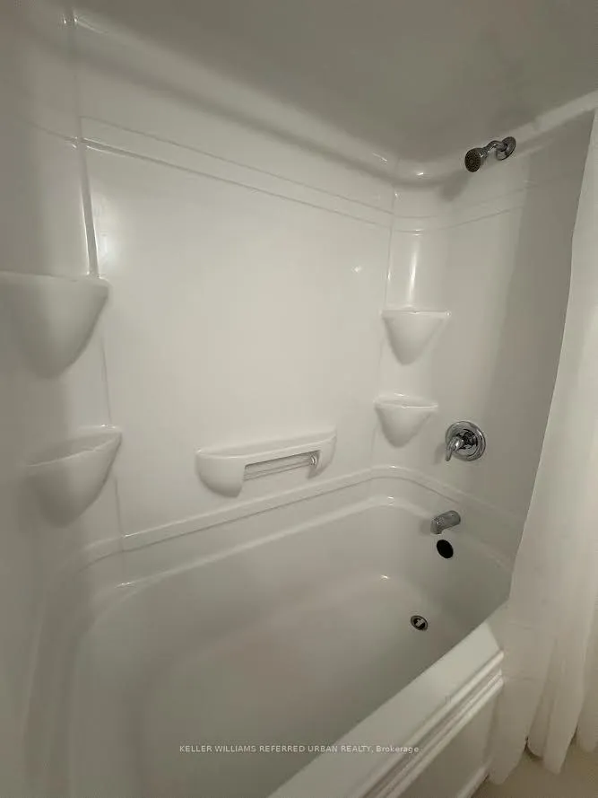 Photo 12 of Unit 10-2, 1720 Simcoe Street, Oshawa, Samac — HOMEH