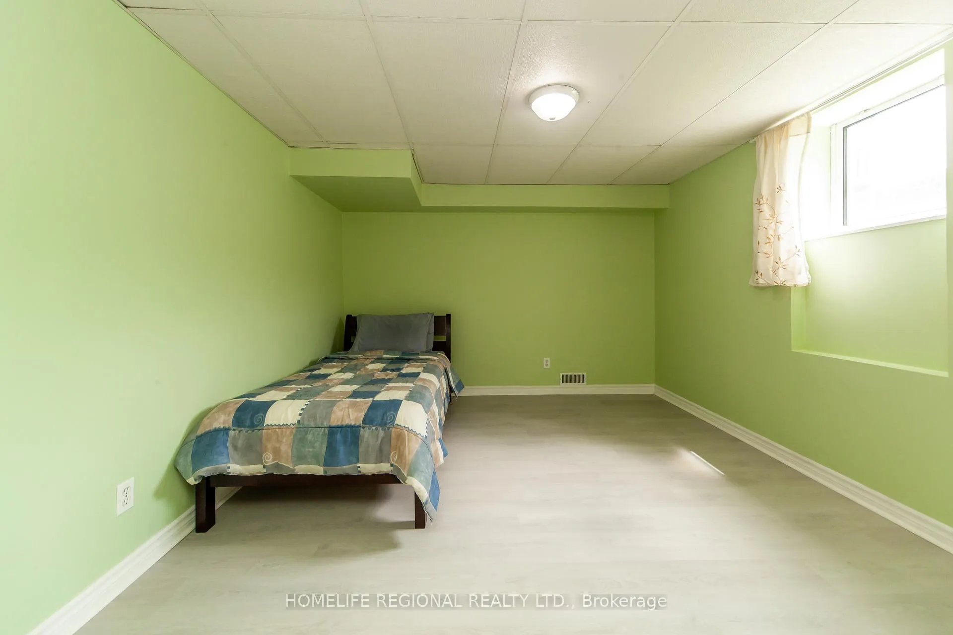 Photo 31 of Unit 11, 19 Niagara Drive, Oshawa, Samac — HOMEH