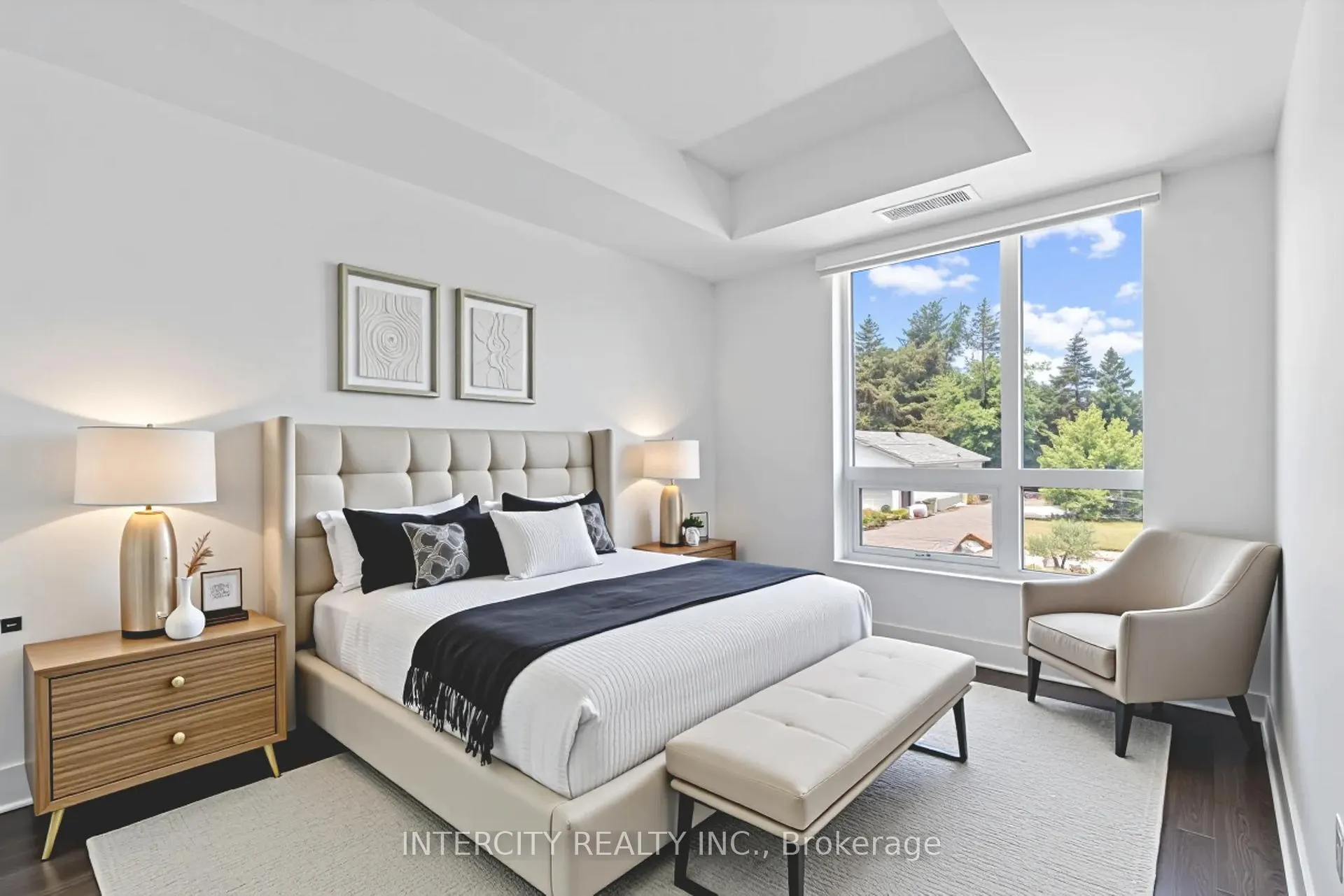 Photo 9 of Unit 233, 2075 King Road, King, King City — HOMEH