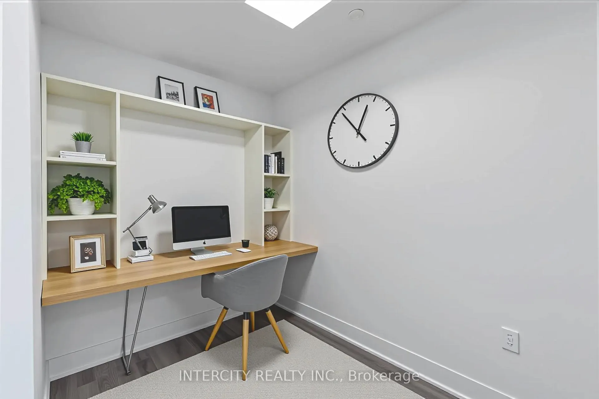 Photo 12 of Unit 233, 2075 King Road, King, King City — HOMEH