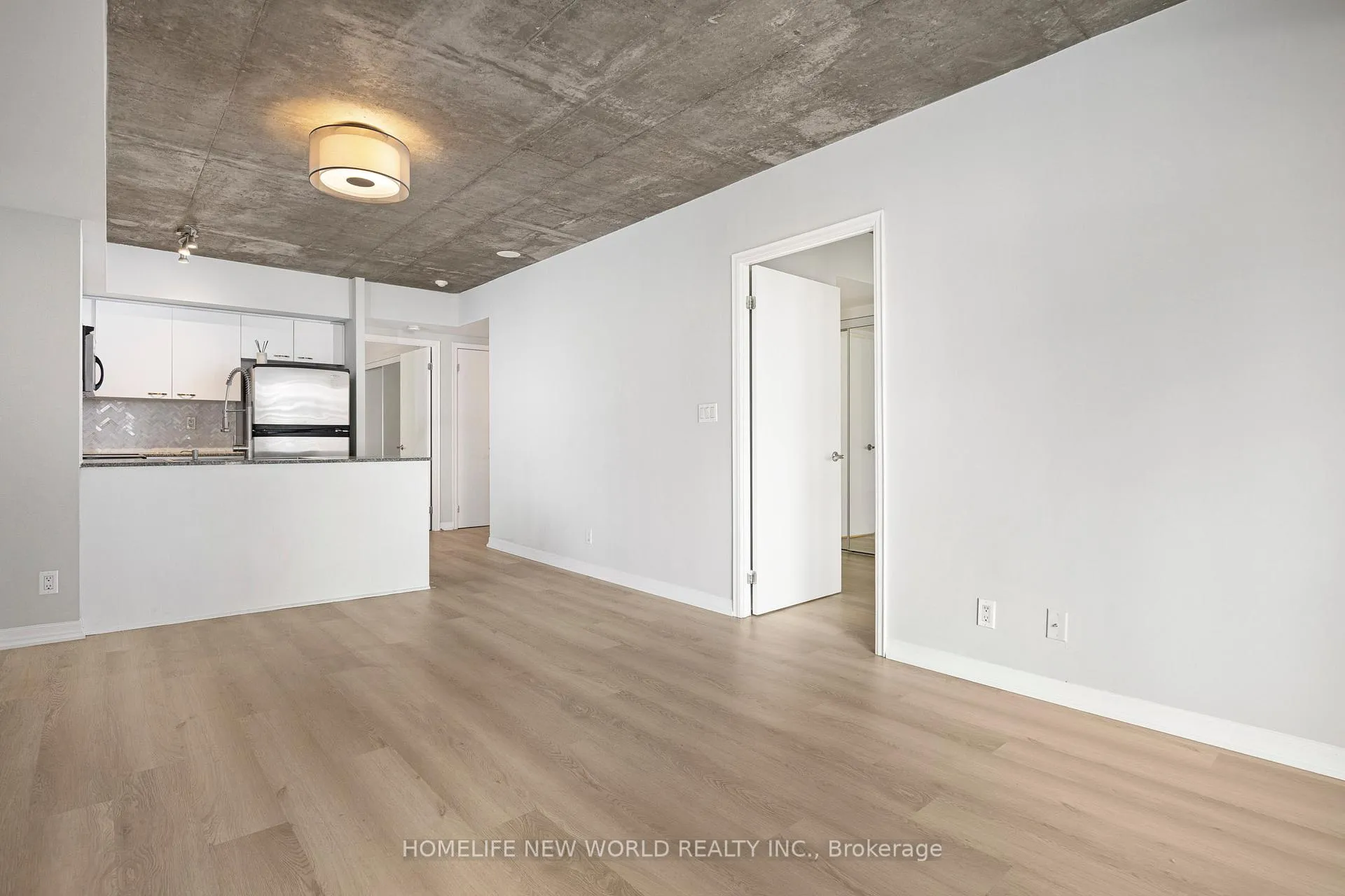 Photo 3 of Unit 1108, 22 Wellesley Street E, Toronto, Church-Yonge Corridor — HOMEH