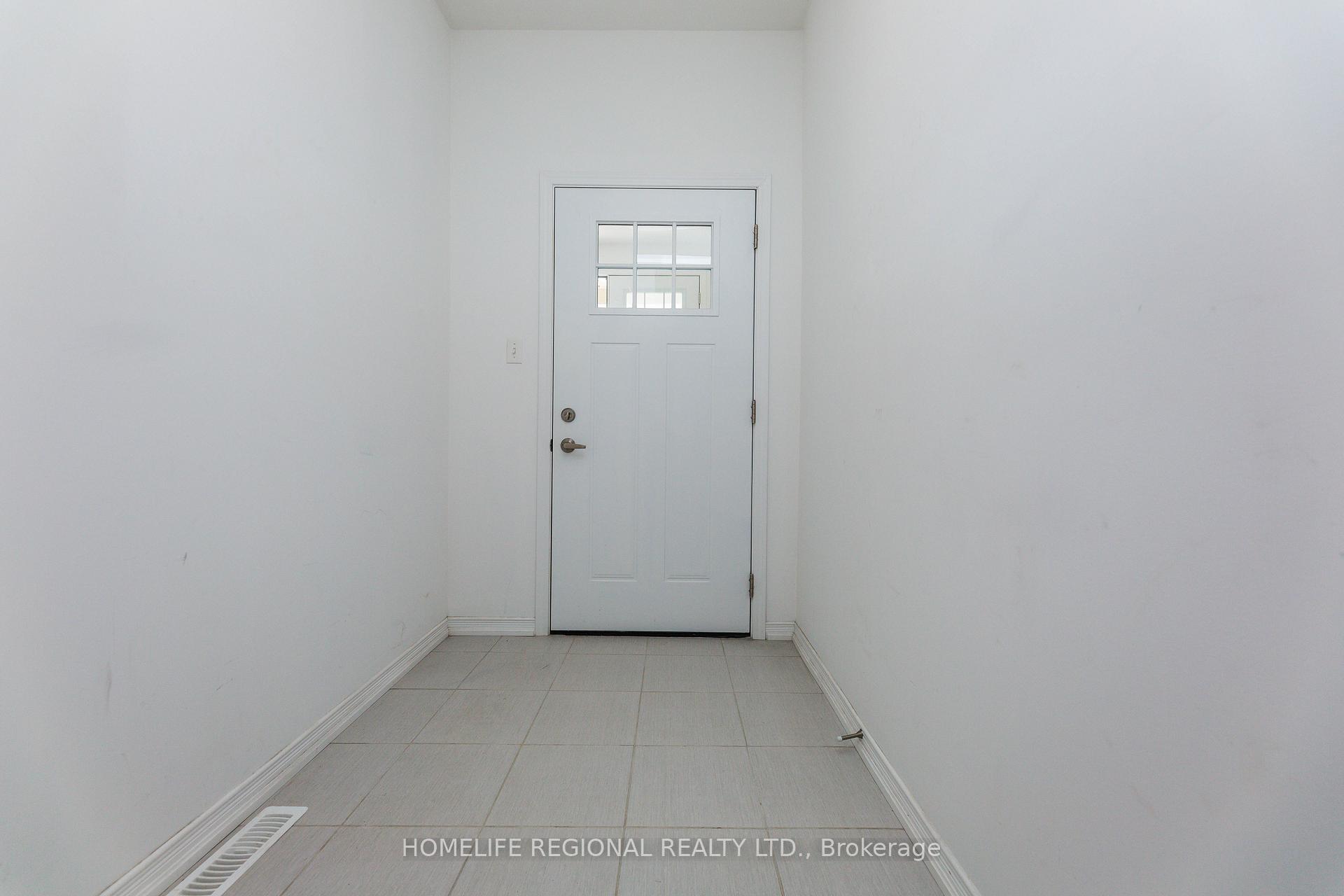 Photo 4 of Unit lower level, 80 Prince George Crescent, Barrie, Innis-Shore — HOMEH