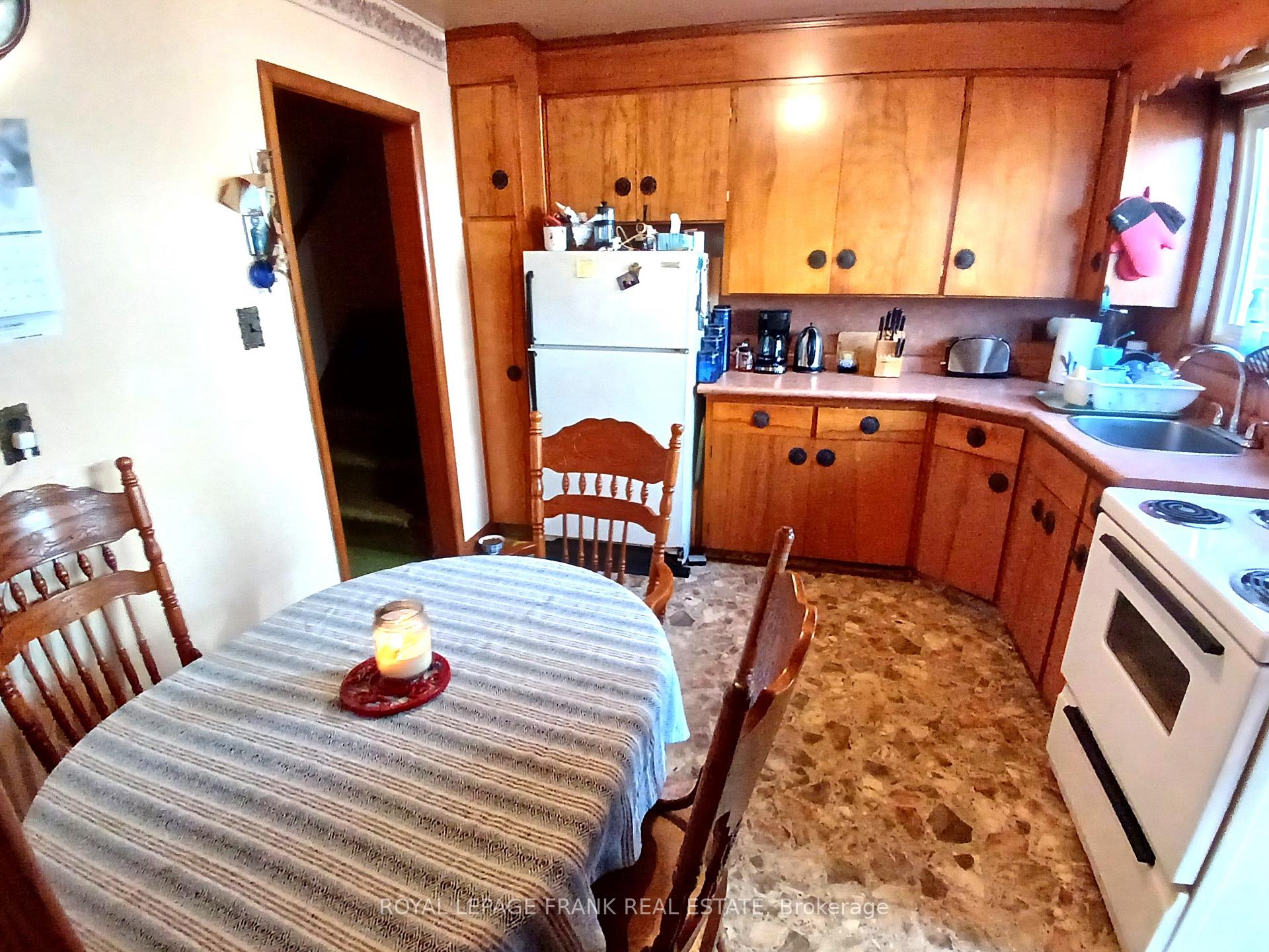 Photo 3 of 94 Rollins Drive, Belleville, Belleville Ward — HOMEH