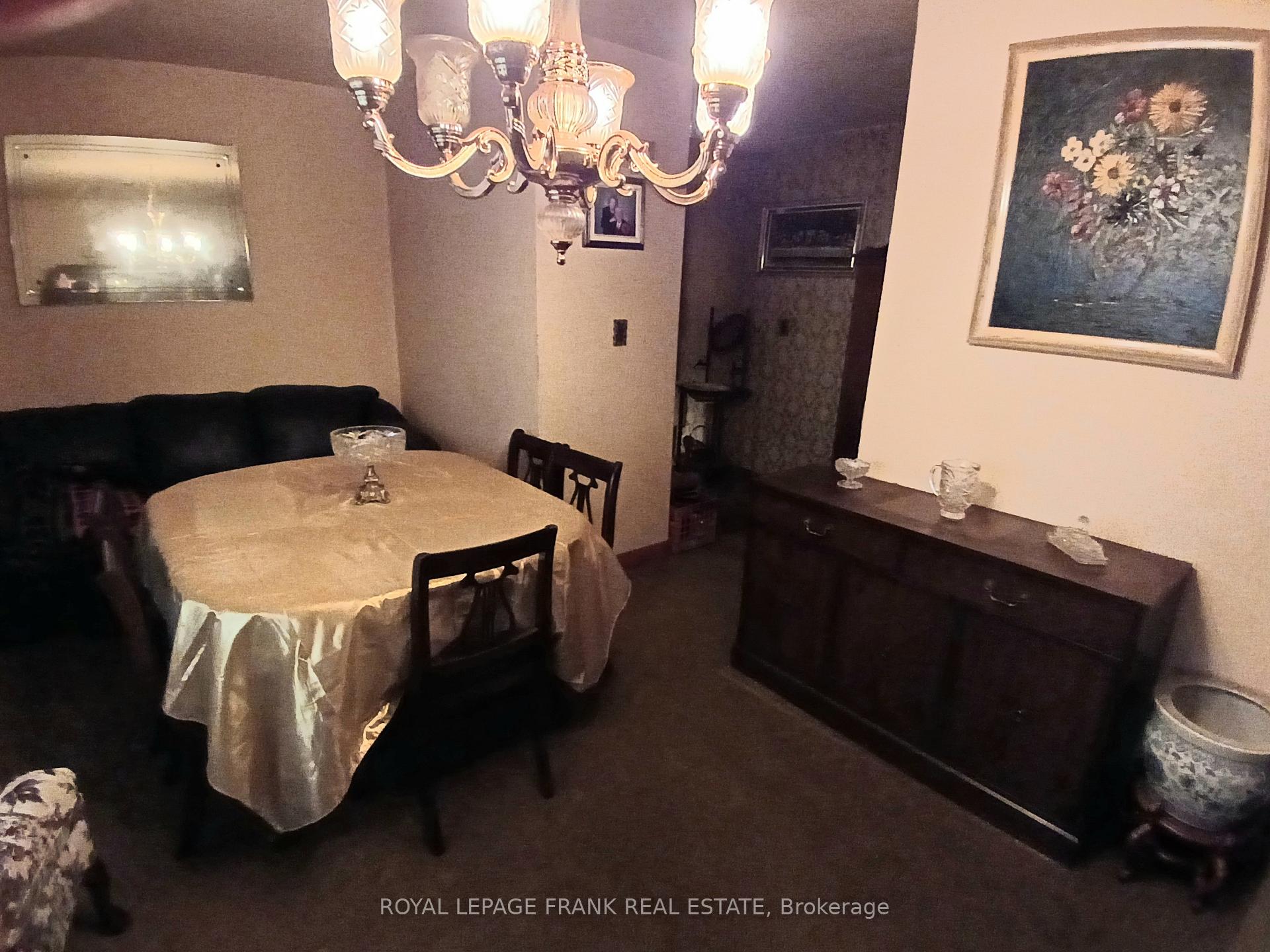 Photo 10 of 94 Rollins Drive, Belleville, Belleville Ward — HOMEH