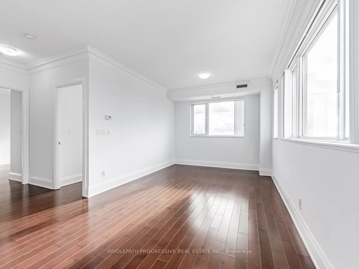 Photo 11 of Unit RG 2, 1 Uptown Drive, Markham, Unionville — HOMEH