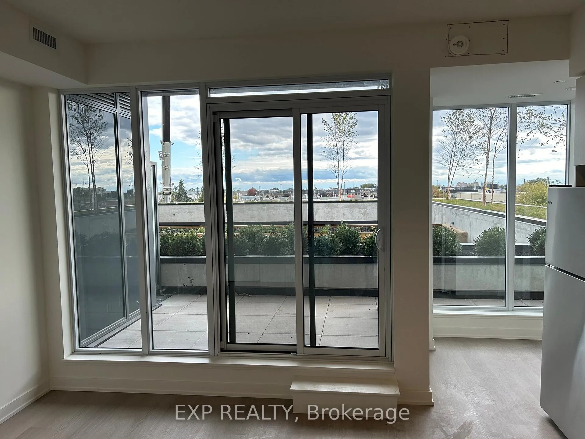 Photo 4 of Unit 209, 859 The Queensway, Etobicoke, Stonegate-Queensway — HOMEH