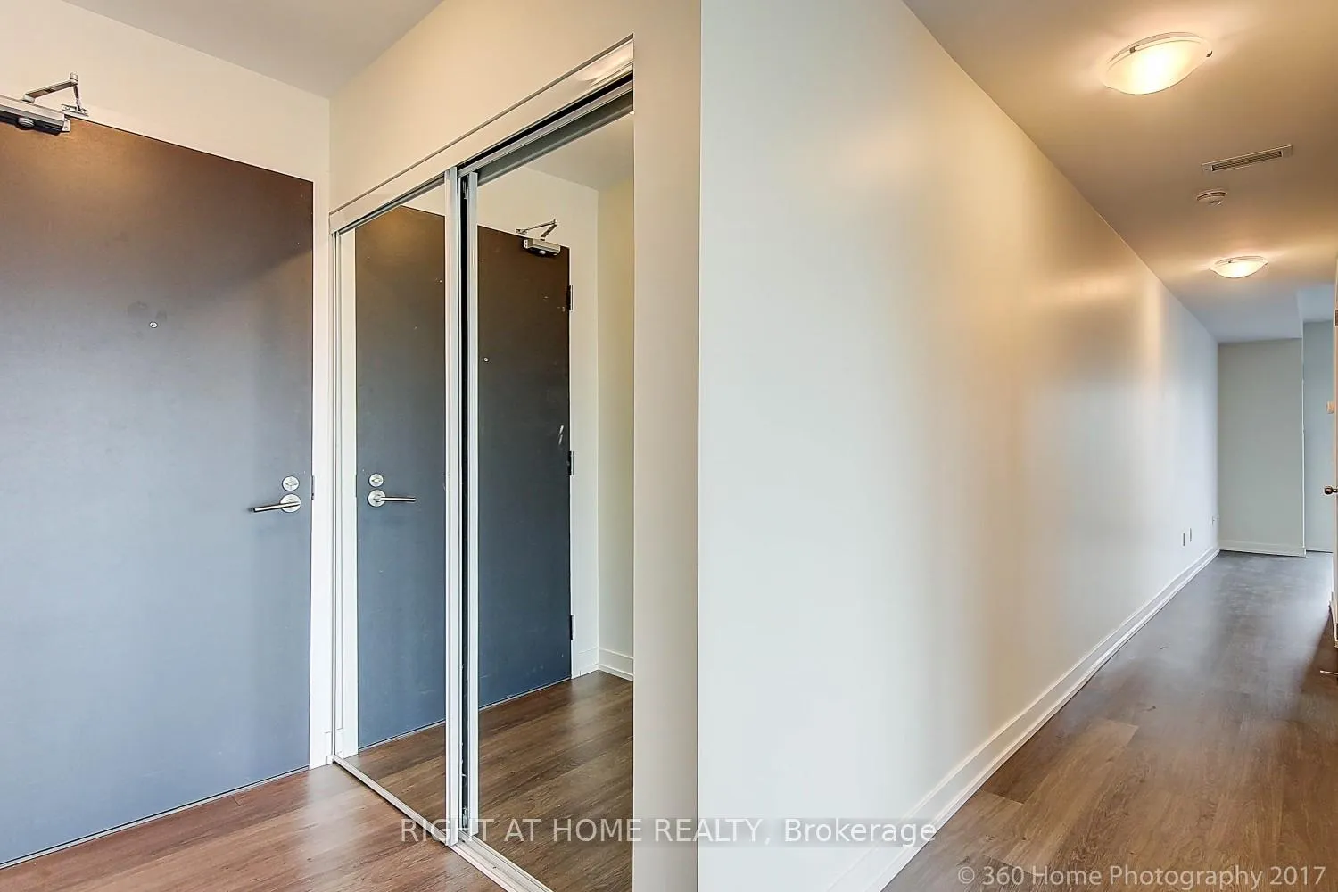 Photo 3 of Unit 1713, 105 George Street, Toronto, Moss Park — HOMEH
