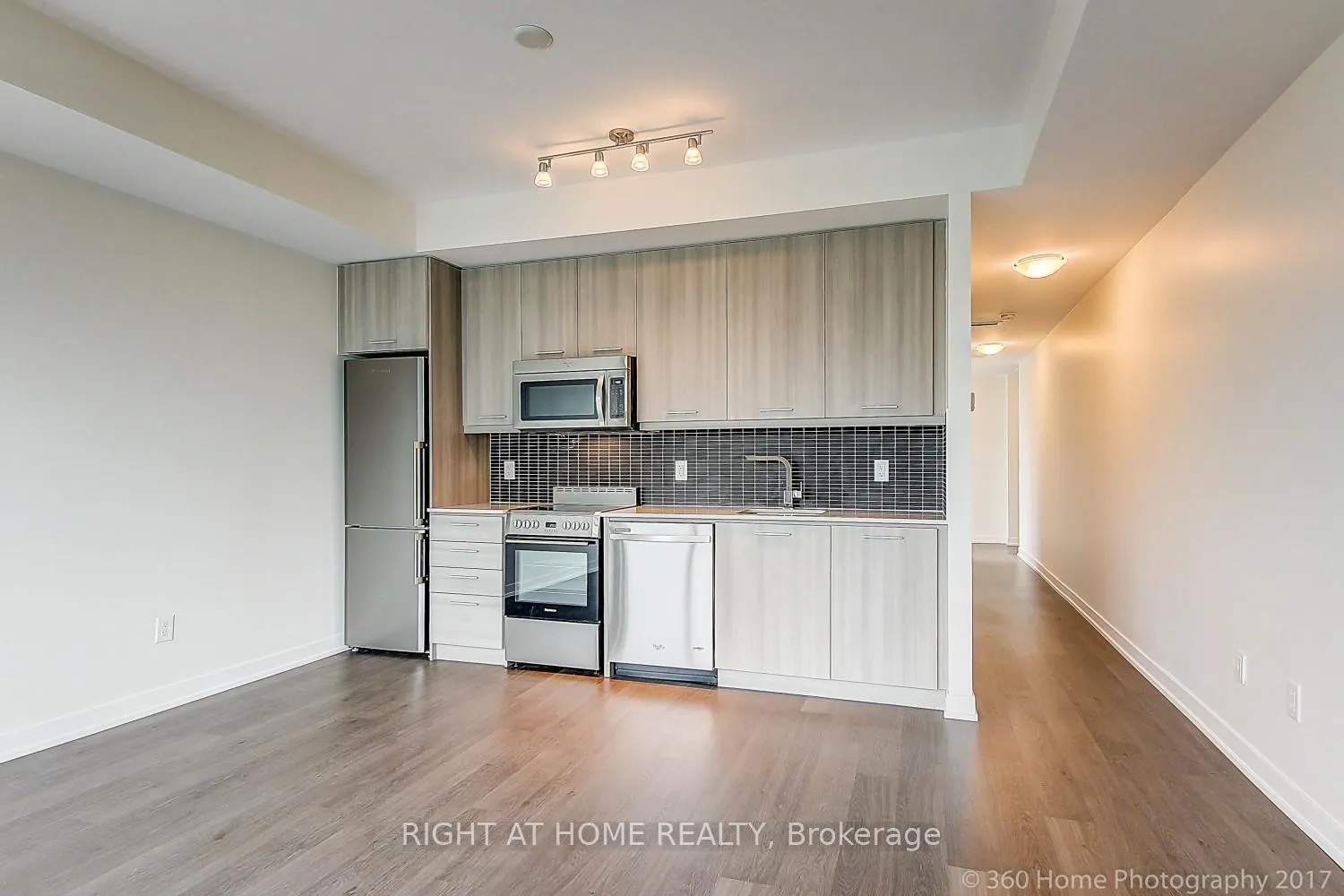 Photo 4 of Unit 1713, 105 George Street, Toronto, Moss Park — HOMEH