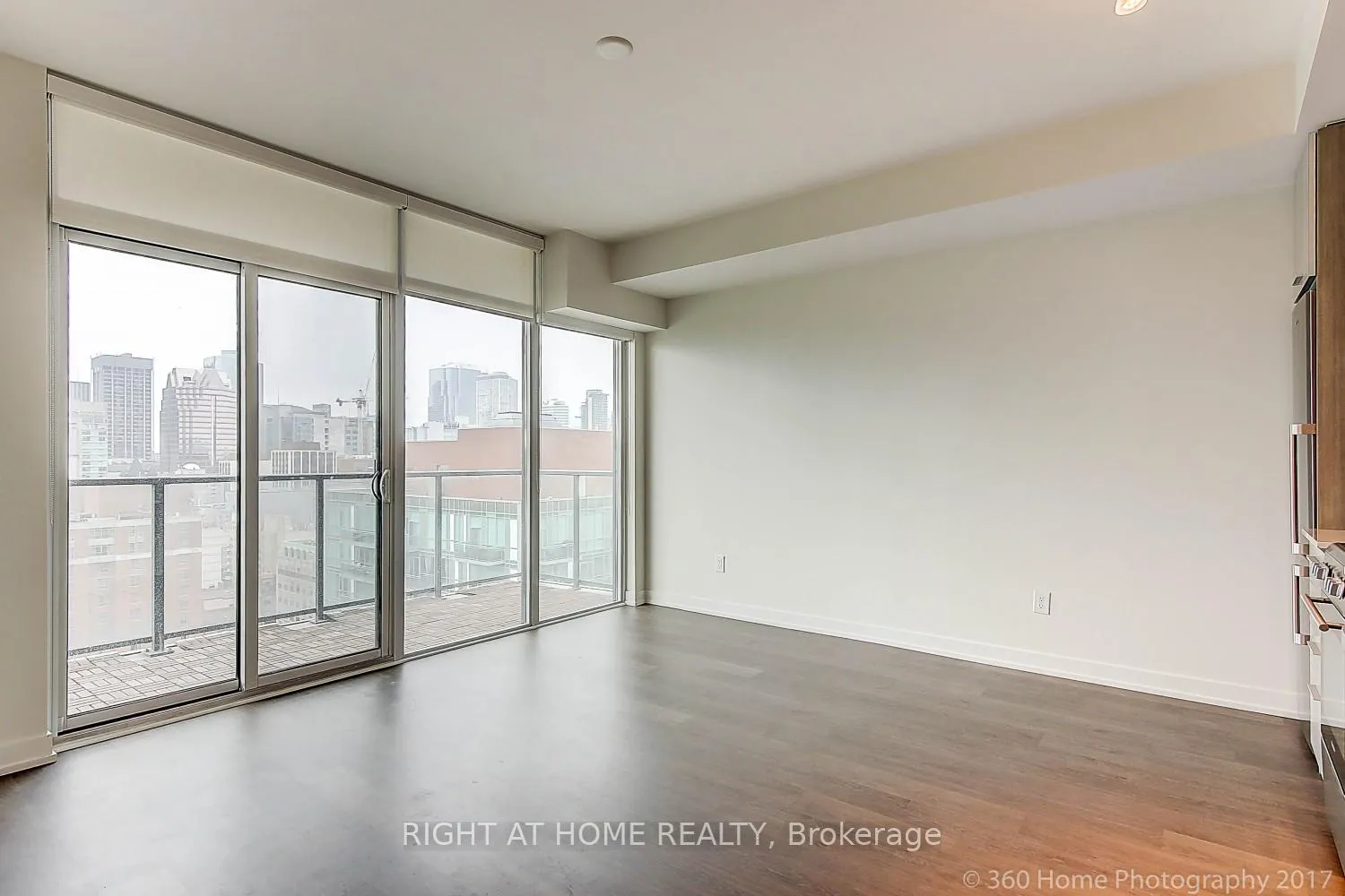 Photo 9 of Unit 1713, 105 George Street, Toronto, Moss Park — HOMEH