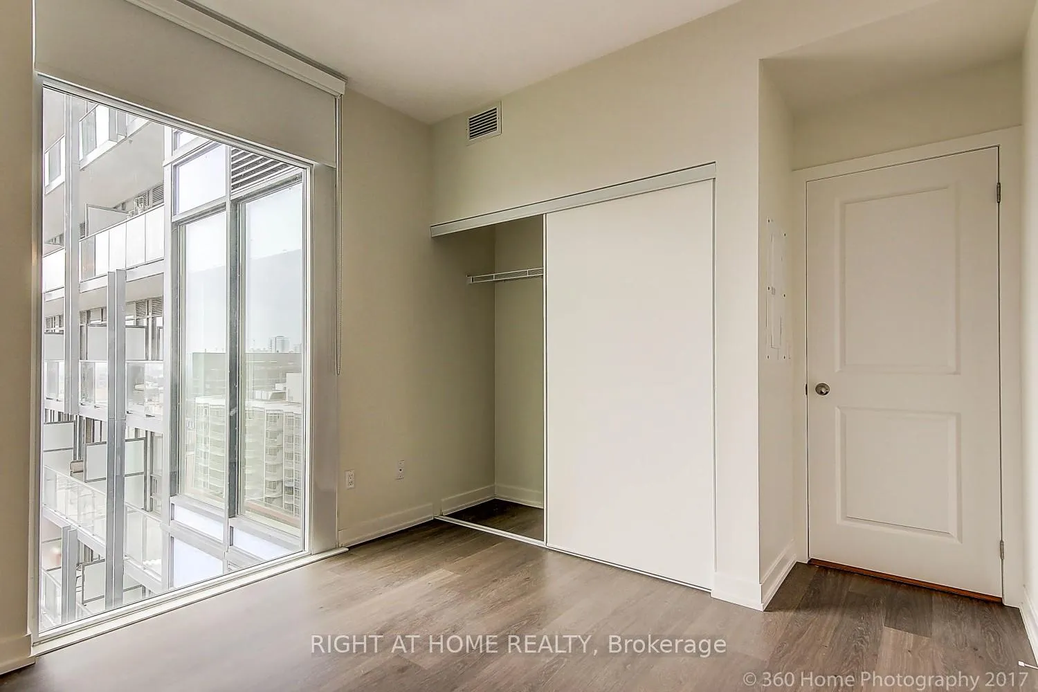 Photo 14 of Unit 1713, 105 George Street, Toronto, Moss Park — HOMEH
