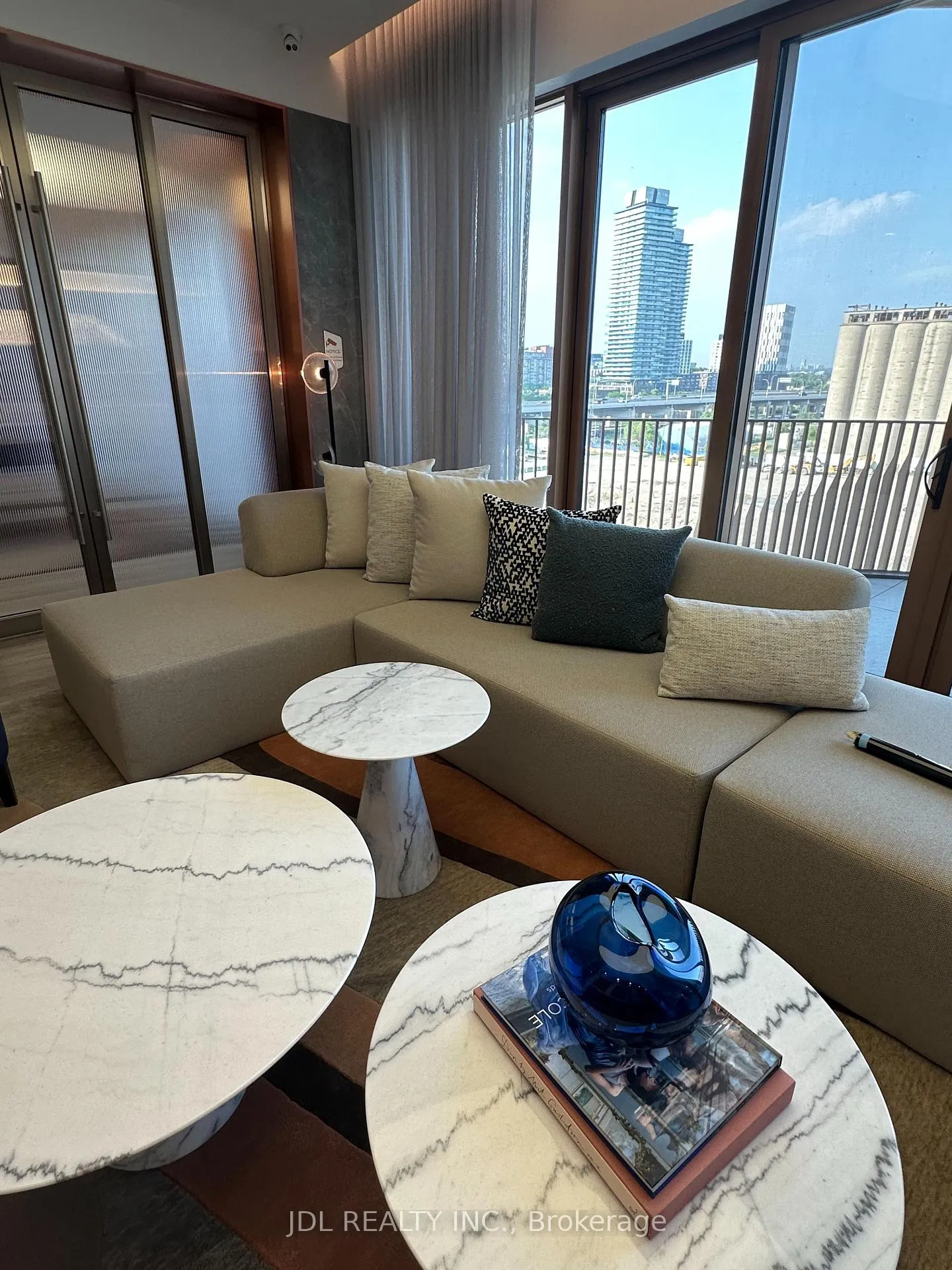 Photo 13 of Unit 625, 155 Merchants' Wharf, Toronto, Waterfront Communities — HOMEH