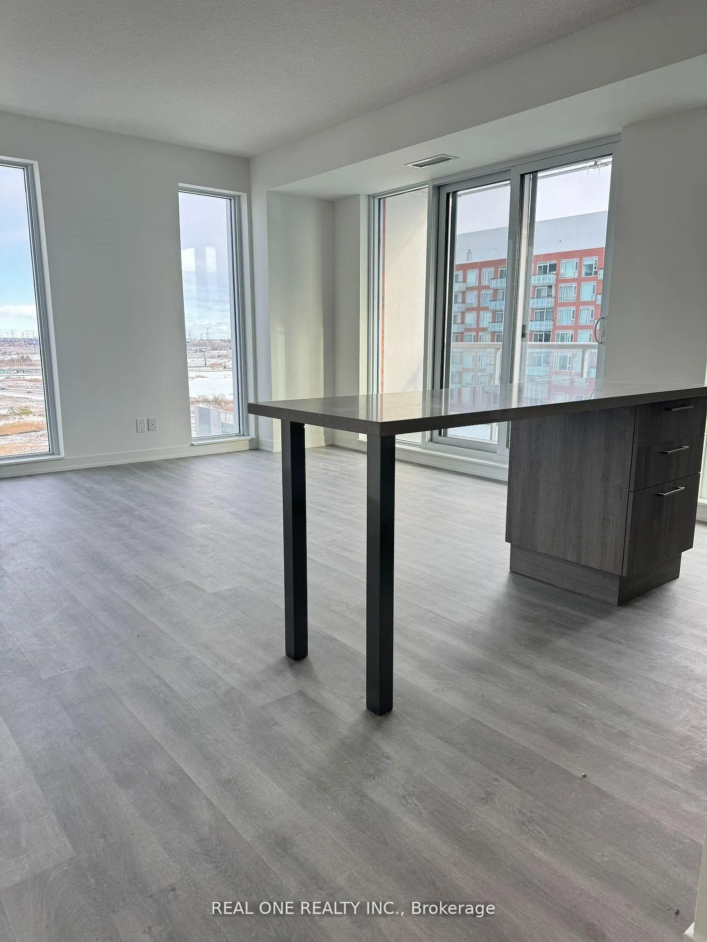 Photo 5 of Unit 1311, 8119 Birchmount Road, Markham, Unionville — HOMEH