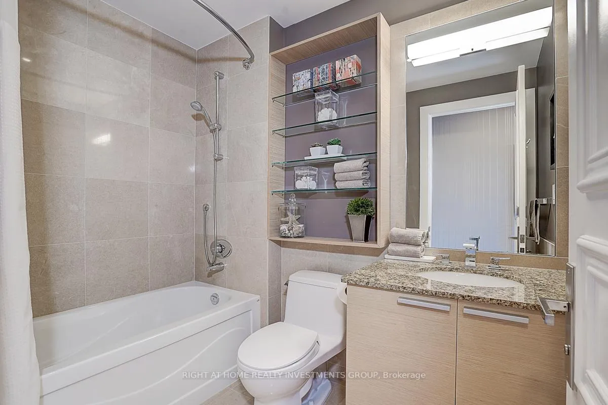 Photo 16 of Unit 505, 662 Sheppard Avenue E, North York, Bayview Village — HOMEH