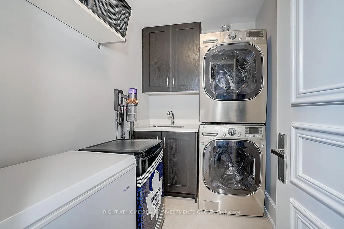 Photo 17 of Unit 505, 662 Sheppard Avenue E, North York, Bayview Village — HOMEH