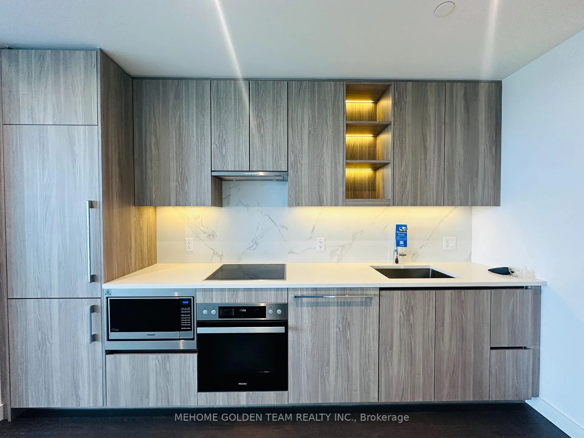 Photo 15 of Unit 1005, 25 Mcmahon Drive, North York, Bayview Village — HOMEH