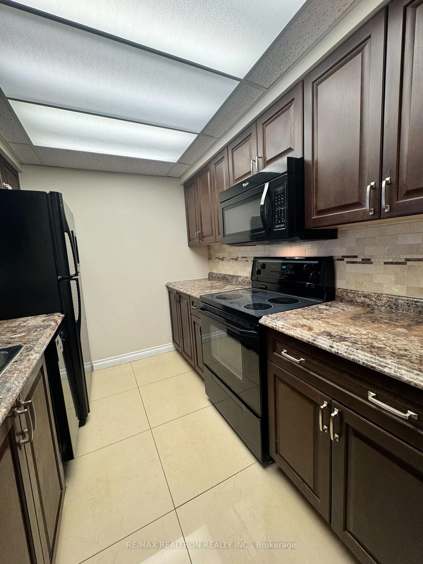Photo 3 of Unit 408, 10 Ellen Street E, Kitchener, Civic Centre — HOMEH