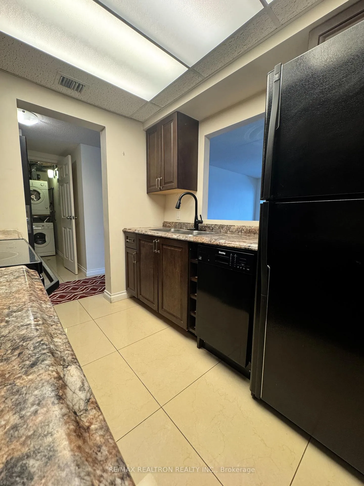 Photo 6 of Unit 408, 10 Ellen Street E, Kitchener, Civic Centre — HOMEH
