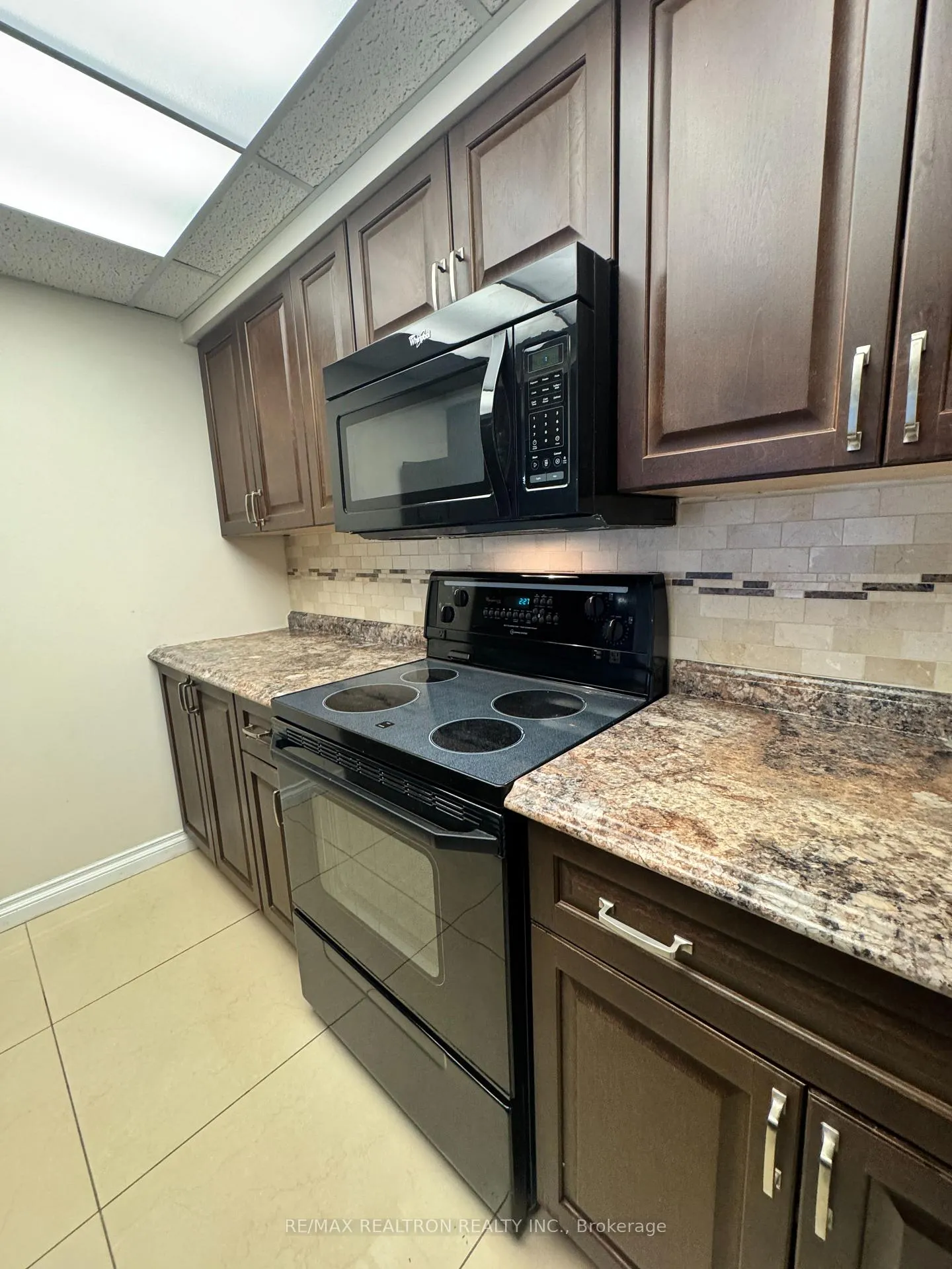 Photo 9 of Unit 408, 10 Ellen Street E, Kitchener, Civic Centre — HOMEH