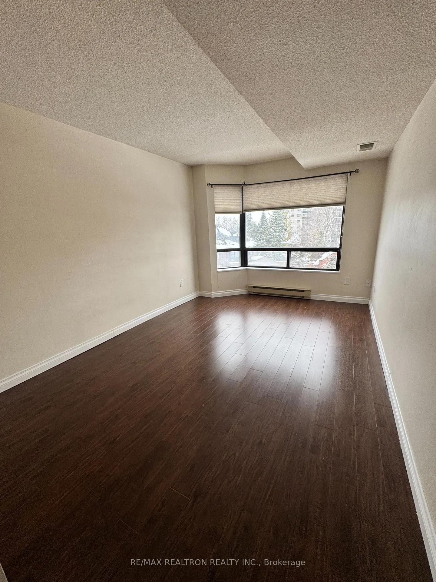 Photo 25 of Unit 408, 10 Ellen Street E, Kitchener, Civic Centre — HOMEH