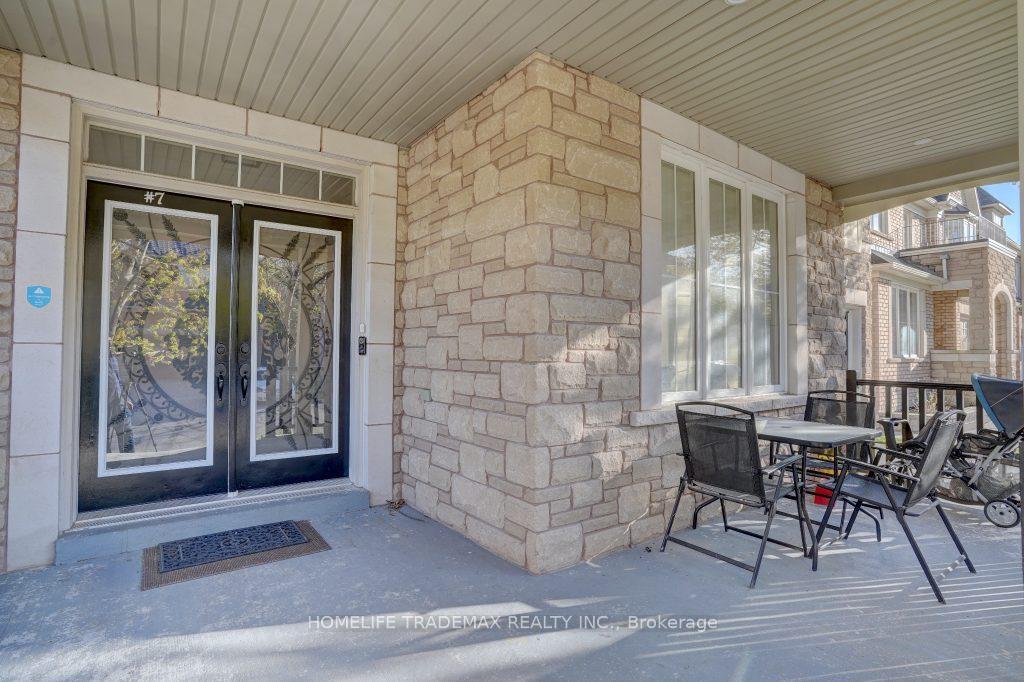 Photo 6 of 7 Hunwicks Crescent, Ajax, Northeast Ajax — HOMEH