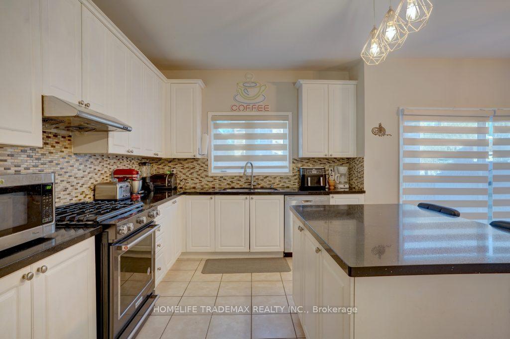 Photo 25 of 7 Hunwicks Crescent, Ajax, Northeast Ajax — HOMEH