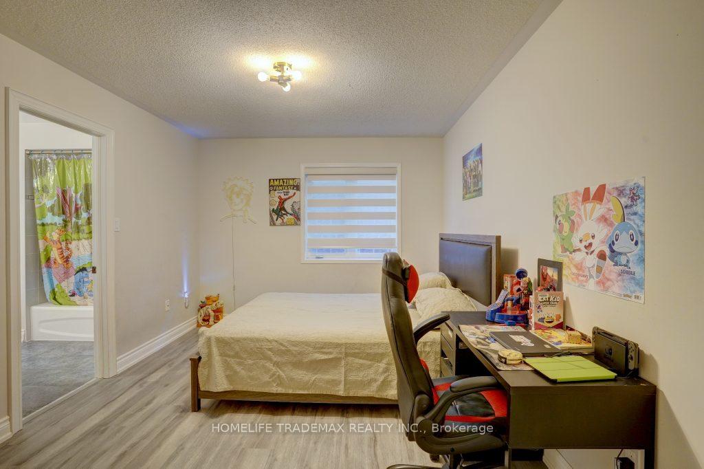 Photo 37 of 7 Hunwicks Crescent, Ajax, Northeast Ajax — HOMEH