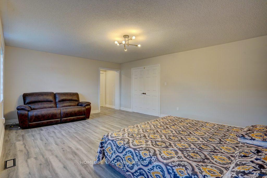 Photo 39 of 7 Hunwicks Crescent, Ajax, Northeast Ajax — HOMEH