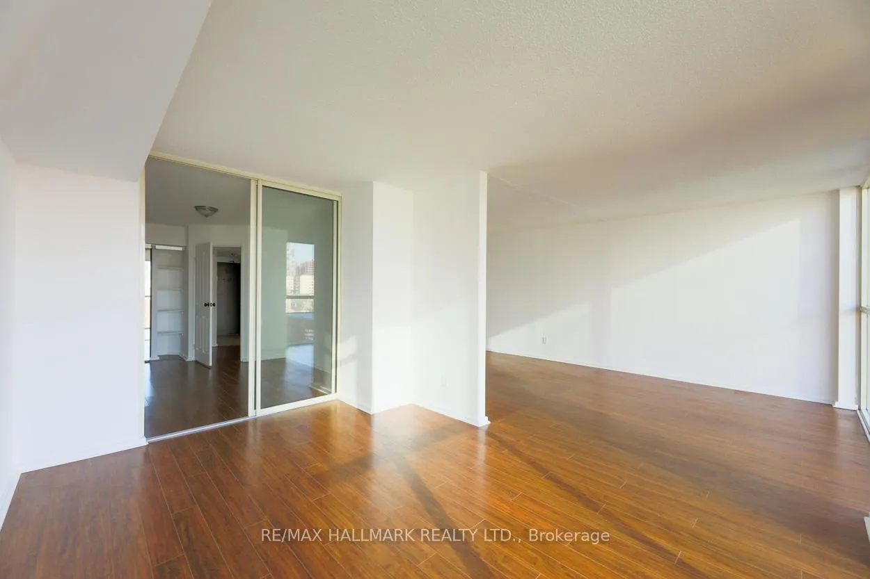 Photo 16 of Unit 905, 15 Maitland Place, Toronto, Cabbagetown-South St. James Town — HOMEH